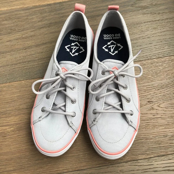 Sperry Crest Vibe SeaCycled Lace Up Casual Neutral Sneakers Grey Pink Sz 9 NWOT - Picture 3 of 12